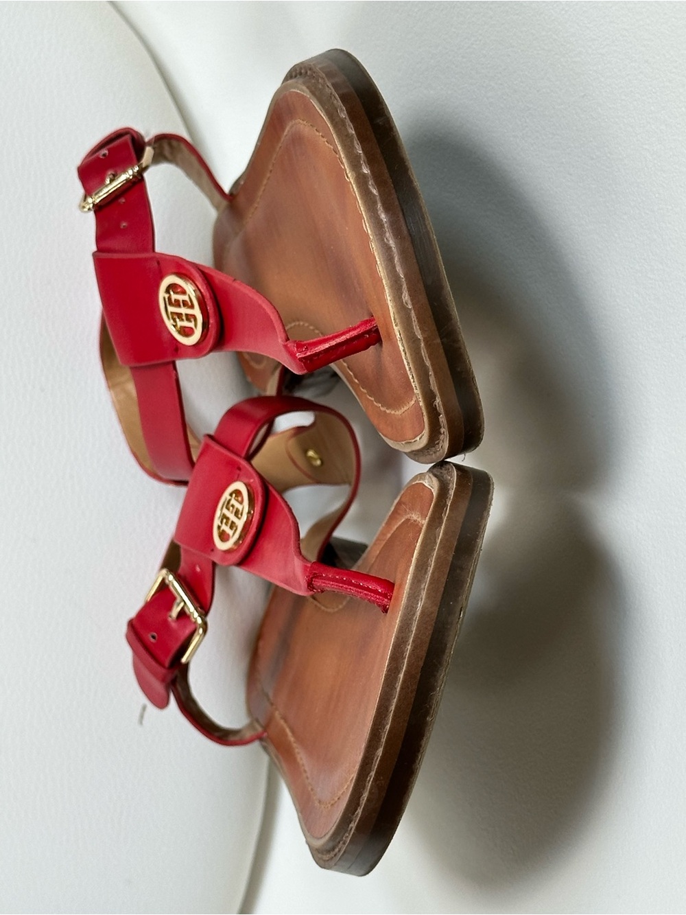 Tommy Hilfiger Thong T-Strap Open Toe Buckle Closure Red Sandal Women’s Size 7.5 - Picture 10 of 15